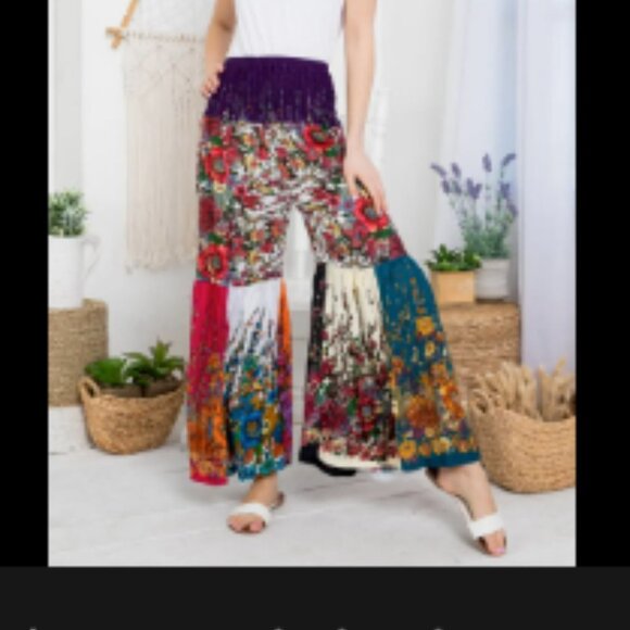 KATHMANDU IMPORTS Boho Flared Patchwork Floral Smocked Crop Pants Small/Medium - Picture 6 of 6